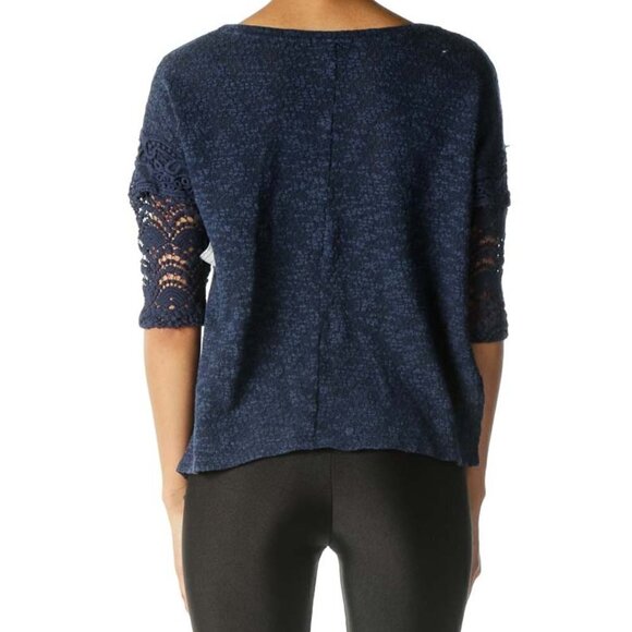azel hazel hazel haze (anthropologie) Navy Crocheted Sleeve High Low Knit Top - Picture 3 of 3